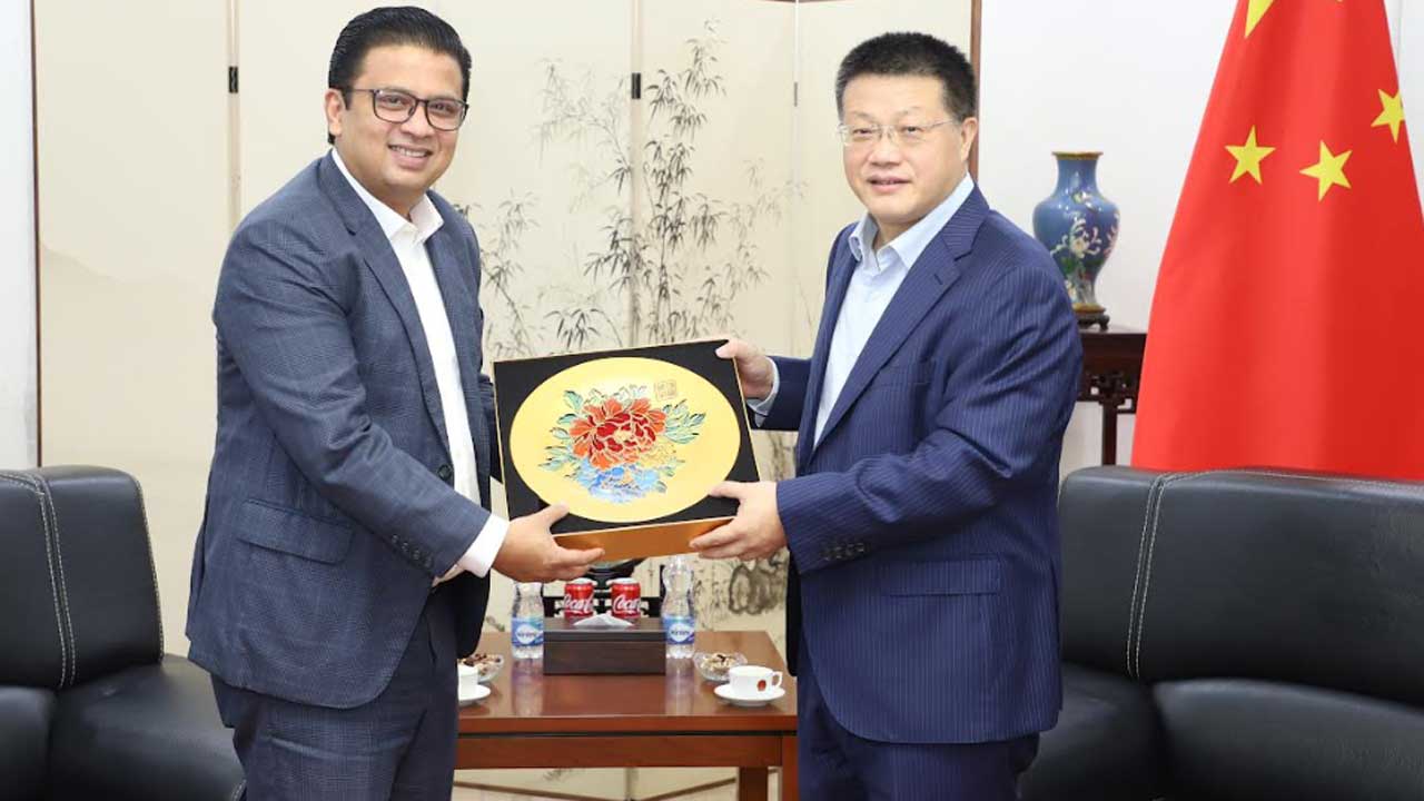 তৈরি পোশাক ও টেক্সটাইল খাতে ৮০০ মিলিয়ন ডলার বিনিয়োগের অঙ্গীকার চীনের